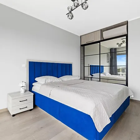 Apartment Solaris Darlowko Premium Emilia Strupiechowska *