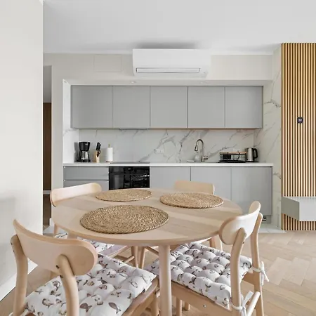 Solaris Darlowko Premium Emilia Strupiechowska Apartment *